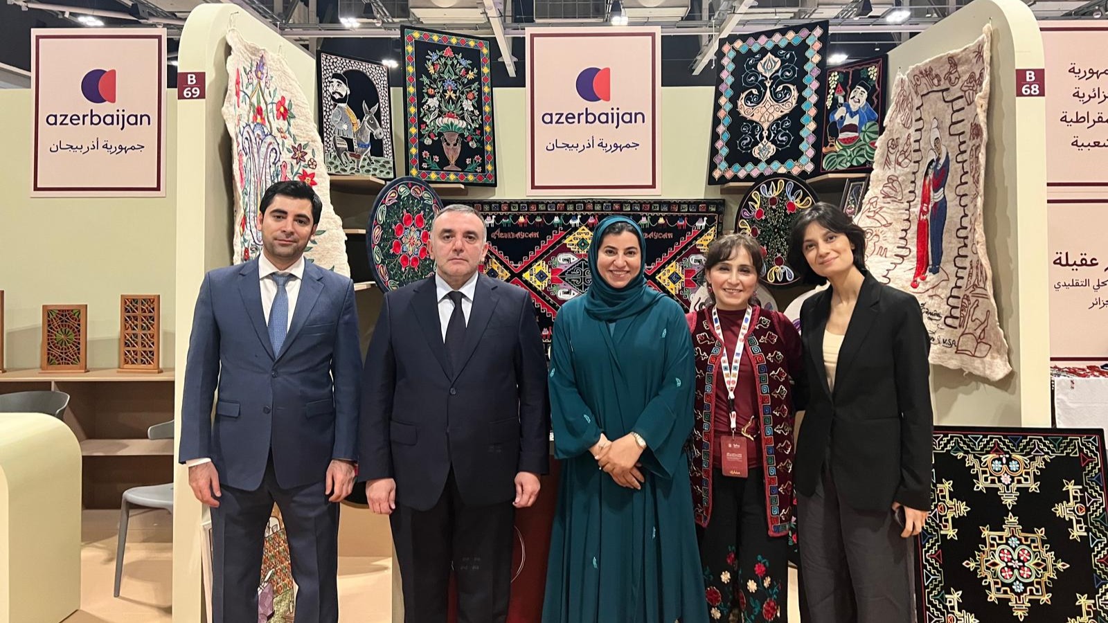 The First International Forum on Creative Handicraft Industries Is Being Held in the Sultanate of Oman Xeber basligi