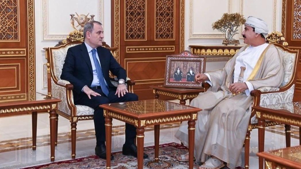 The Minister of Foreign Affairs of the Republic of Azerbaijan, Ceyhun Bayramov, met with the Minister of the Royal Office of the Sultanate of Oman, General Sultan bin Mohammed Al Nu’mani, during his visit to Oman. Xeber basligi